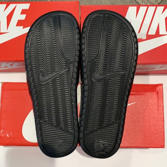 New Authentic Nike signature slide sandals sz 9 woman’s - Picture 8 of 11